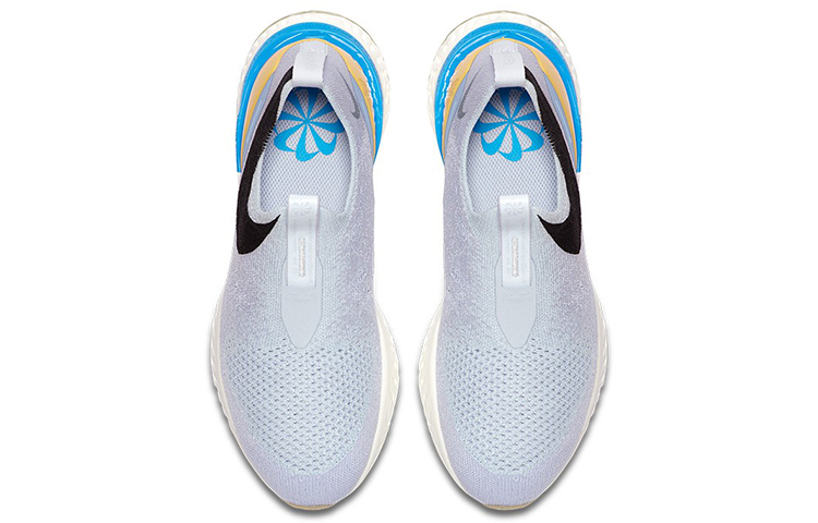 Женские кроссовки Nike Epic React Racer (серые) — фото 3