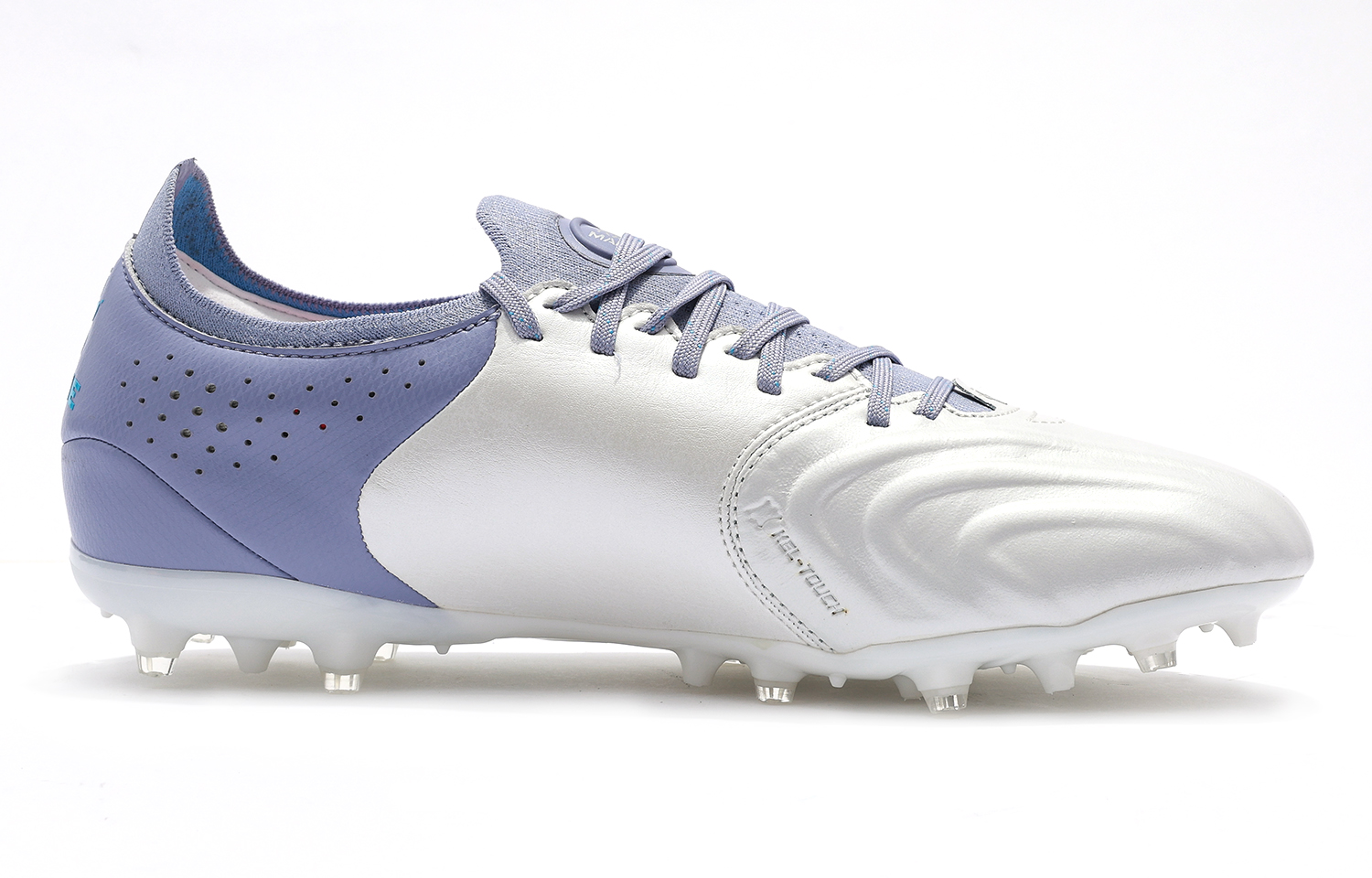 KELME Soccer Shoes Unisex Low Top White