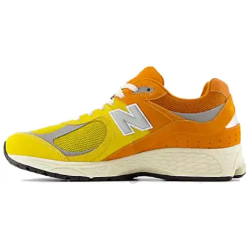 New Balance NB 2002R low-top lifestyle shoes for men and women, orange gray