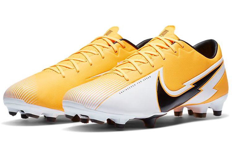 Мужские бутсы Nike Mercurial Vapor 13 Academy MGFG (бело-желтый) — фото 3