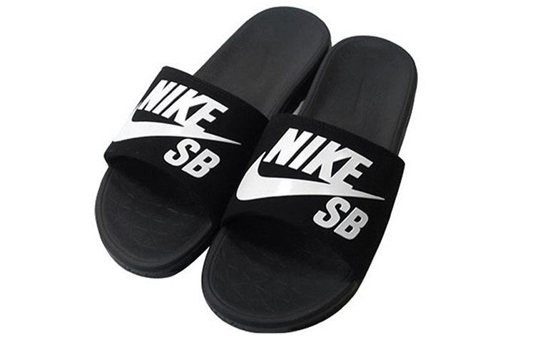 Мужские шлепанцы Nike Benassi Solarsoft SB (черный) — фото 3