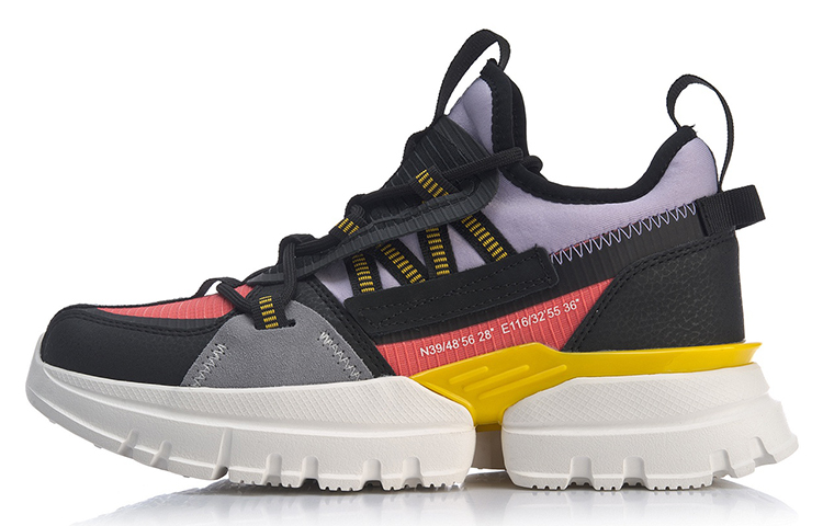 Li Ning U.T Abrasion Resistant Slip Resistant Mid top Casual Shoes Women's Black Red