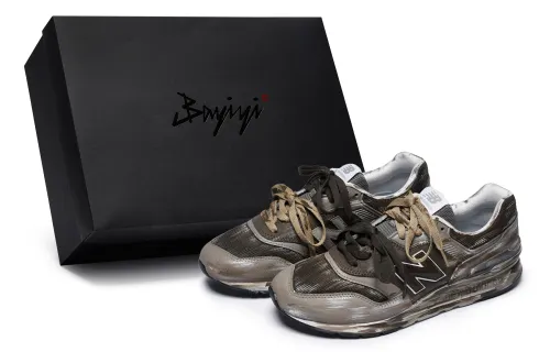 New Balance NB 997 Manufactured By HCA 811, Silent Dawn Brown, Special Shoebox Slip Resistant Abrasion Resistant