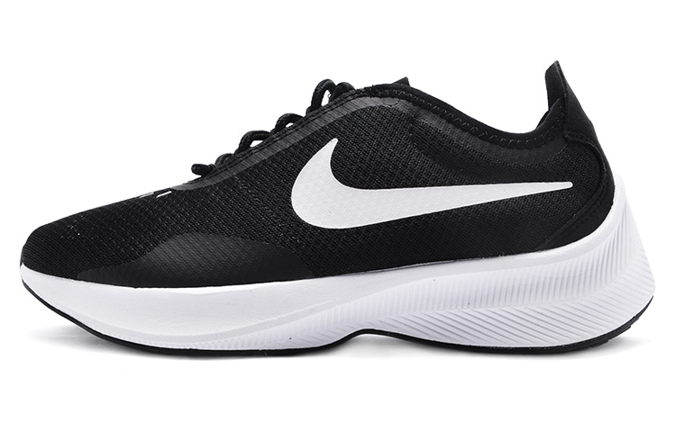 Женские кроссовки Nike Nike Fast EXP Racer (черно-белый)