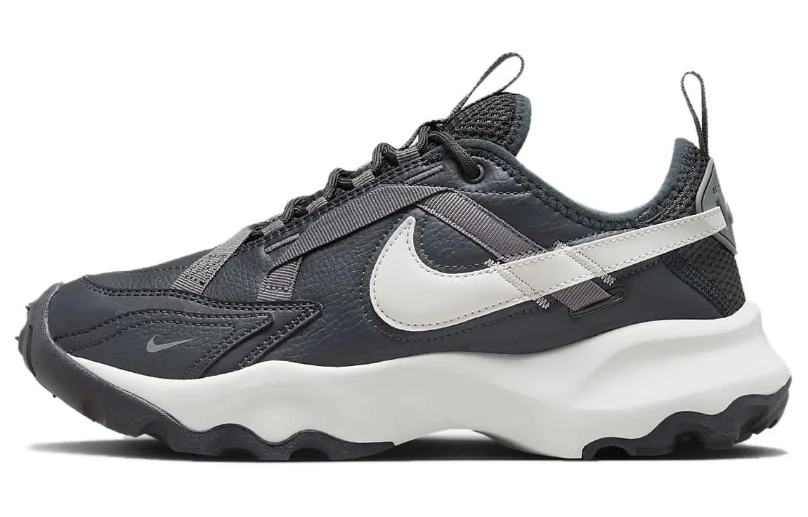 Nike TC 7900 Anthracite Platinum Tint Women's