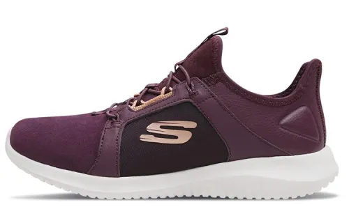 Skechers Ultra Flex 1.0 Low top Casual Shoes Women's Burgundy
