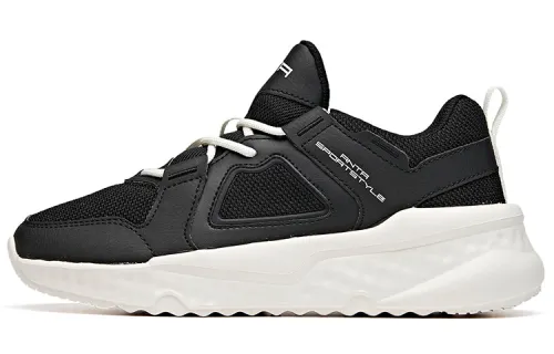 ANTA Casual Shoes Women's Low Top Black/Ivory White