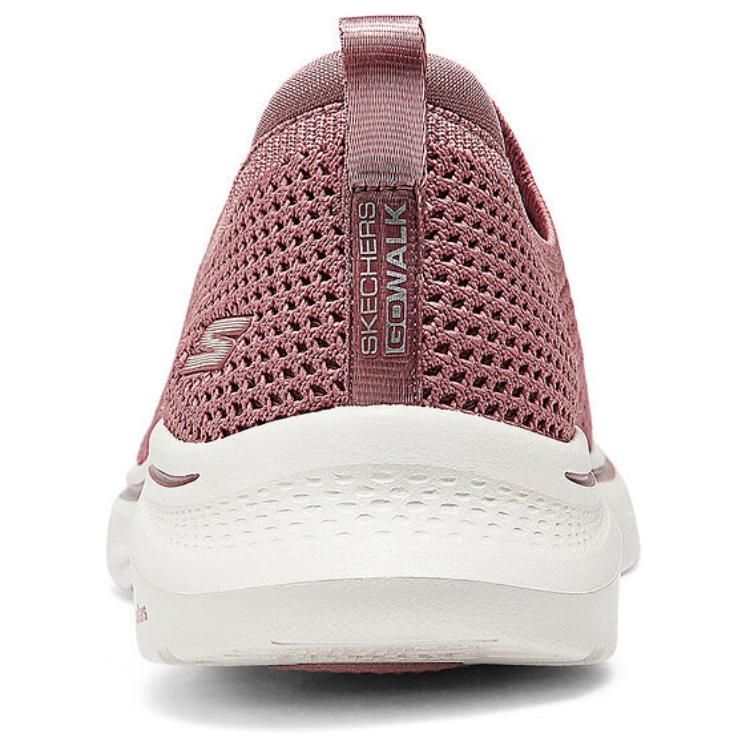 Skechers GO WALK 7 Low top Casual Shoes Women’s Rose Brown