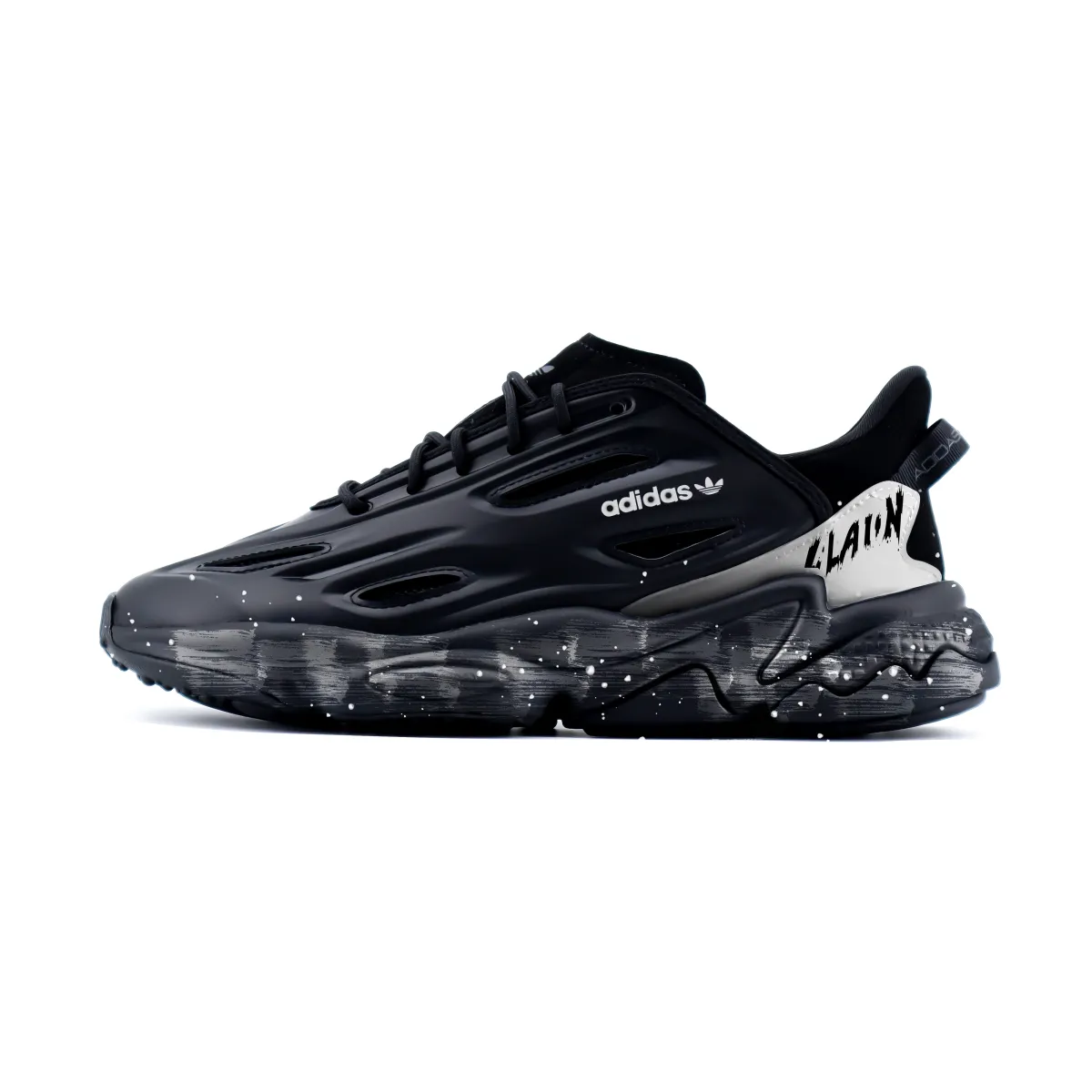 Adidas Originals Ozweego Celox Chuangyi Abrasion Resistant Low top Casual Shoes Unisex Black Silver