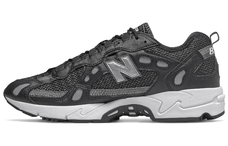 827 New Balance 'Black Grey'