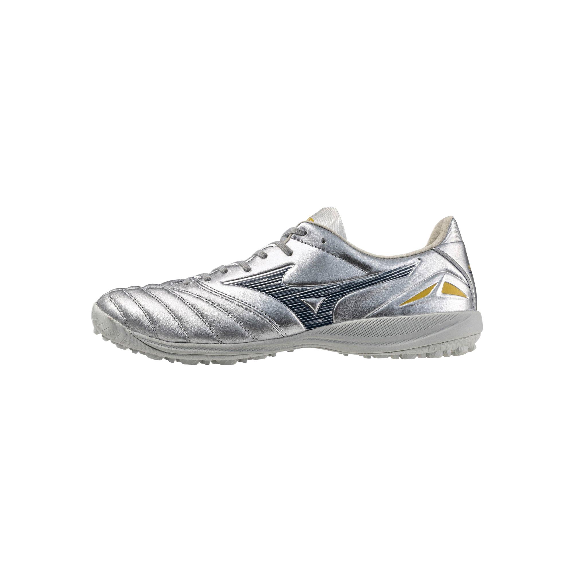 Mizuno Morelia Neo IV Pro Soccer Shoes Men’s Silver