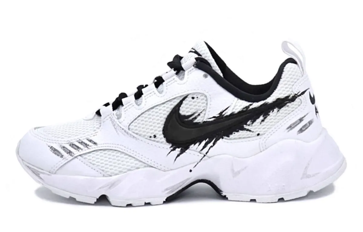 Nike Air Heights Abrasion Resistant Slip Resistant Low top Casual Shoes Women's Black White