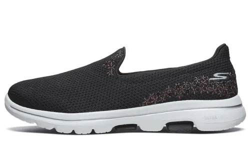 Skechers Go Walk 5 Fabric Low top Casual Shoes Women's Black