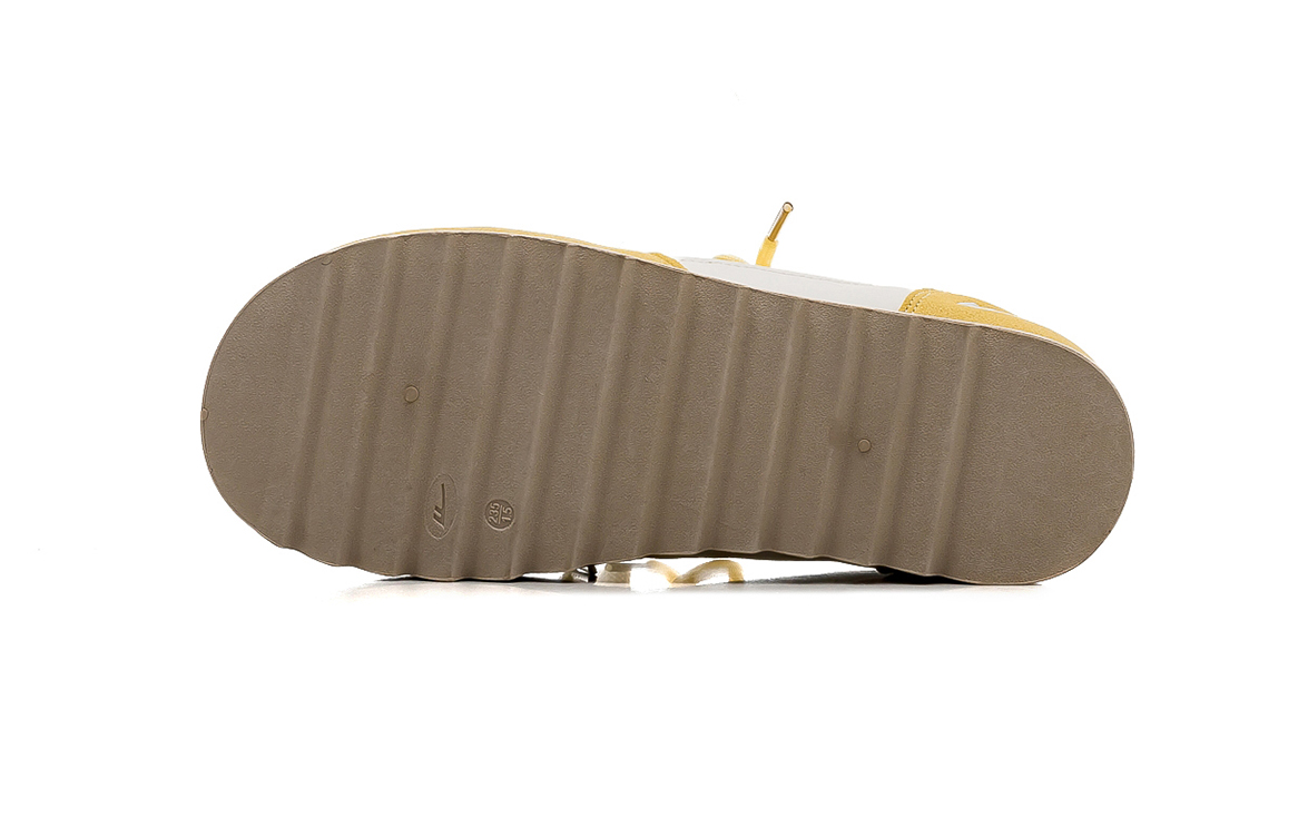 Warrior Abrasion Resistant Breathable Low top Casual Shoes Women's Yellow Beige