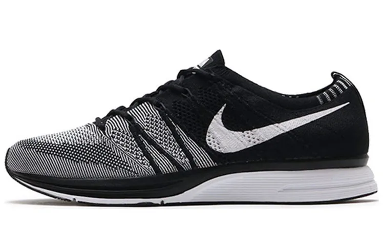 Nike Flyknit Trainer Oreo Cushioning Support Low top Casual Shoes Unisex Black White