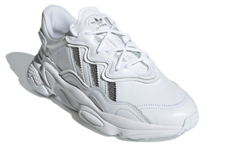 Женские кроссовки adidas originals Ozweego (бело-серые) — Белыйтёмно-серый — фото 3