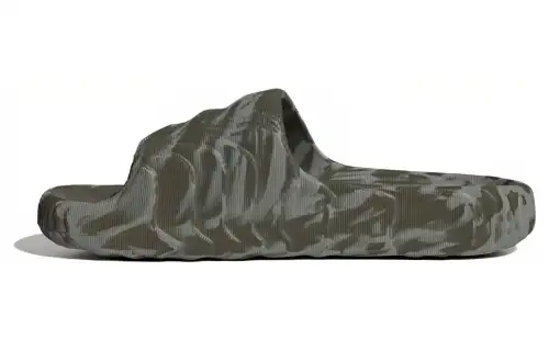 Adilette Adidas Originals 22 'Olive Strata Camo'