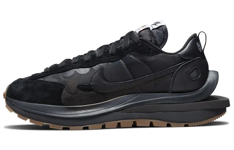 Nike X Sacai VaporWaffle 'Black Gum'