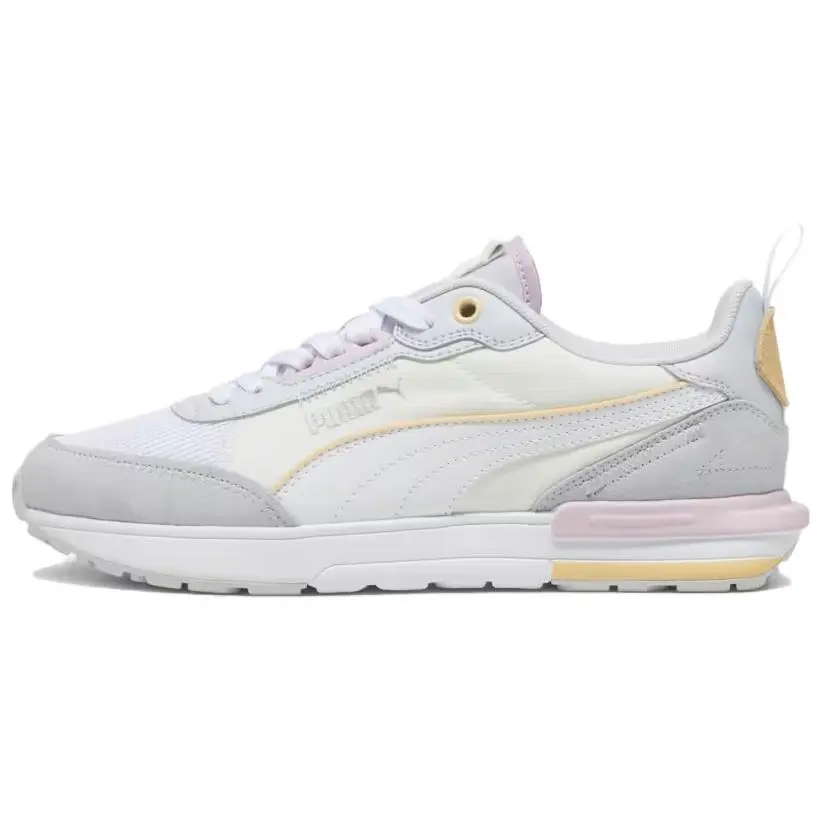 PUMA R22 Low top Casual Shoes Women's White Silver