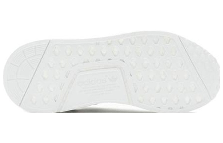 Женские кроссовки adidas originals NMD_R1 Silver Metal (серо-белые) — Серый / белый — фото 5