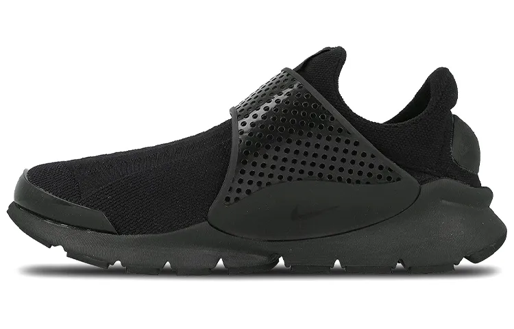 Nike Sock Dart Triple Black