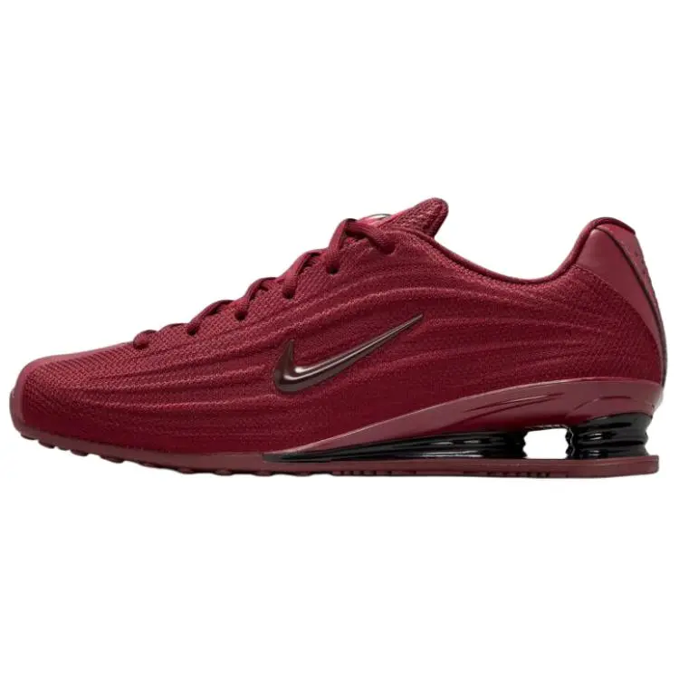 Nike SHOX Z Low top Casual Shoes Women's Red