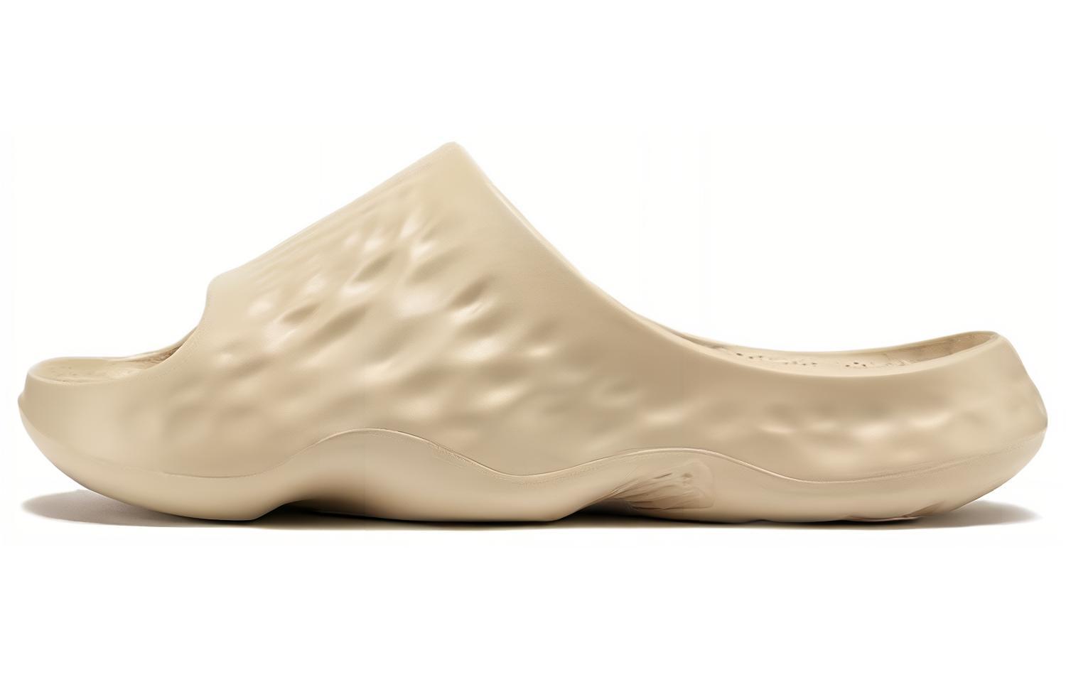 Шлепанцы New Balance HUP (бежевые)