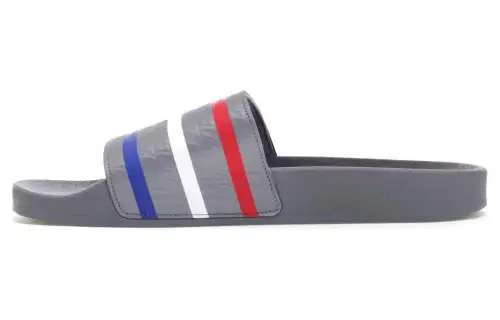 Adidas Adilette