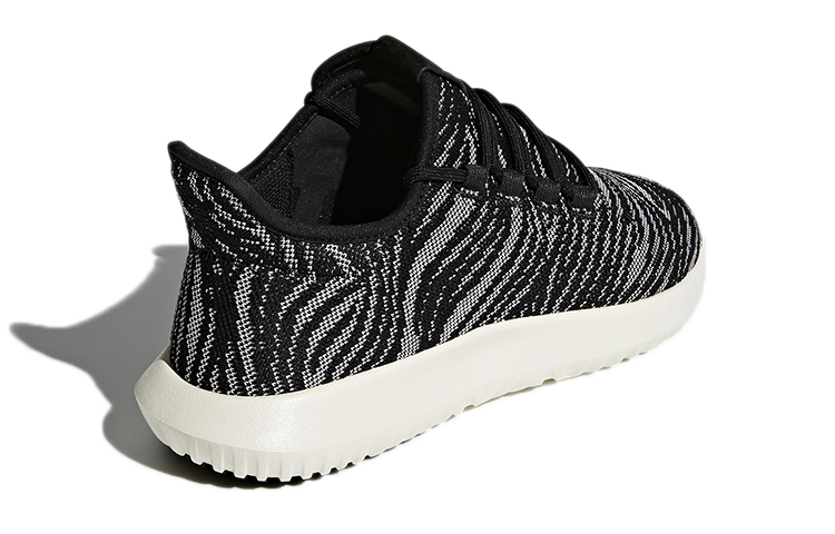 Женские кроссовки adidas originals Tubular Shadow (черные с белым) — Чёрный / белый — фото 4