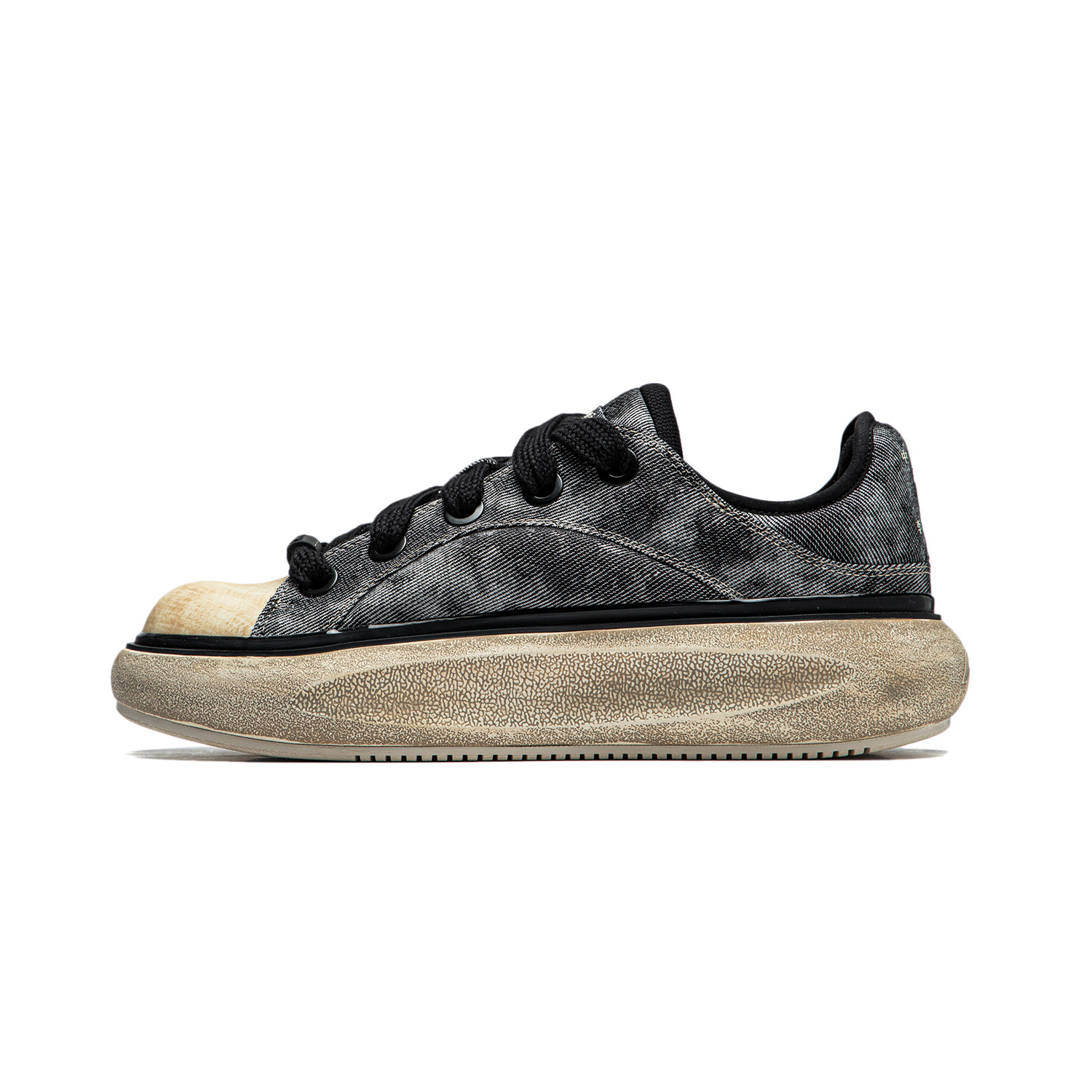 Li Ning Yun You C4D Comfortable Cushioning, Wear Resistant Low top Casual Shoes Men's Black White