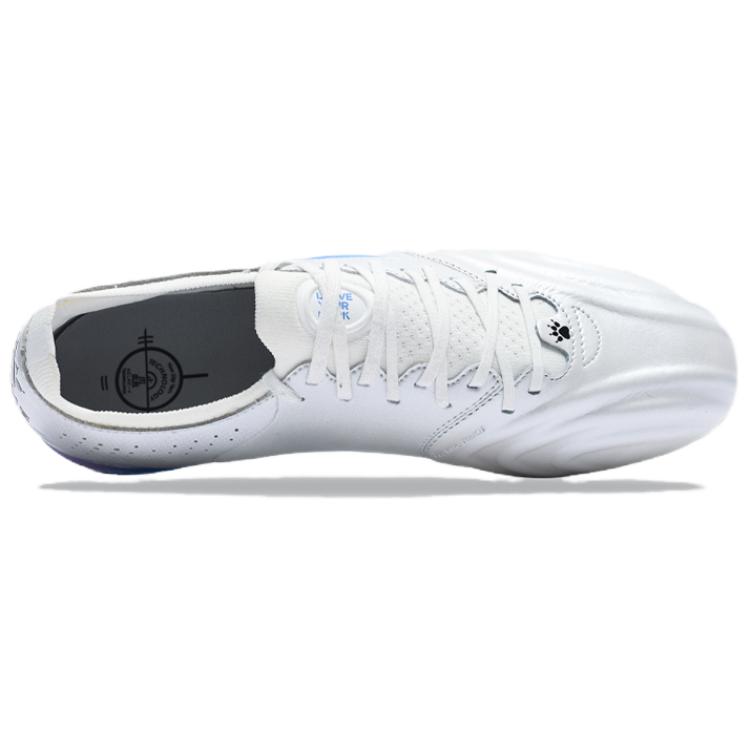 KELME Anti Slip Wear Resistant Soccer Shoes Unisex White Blue