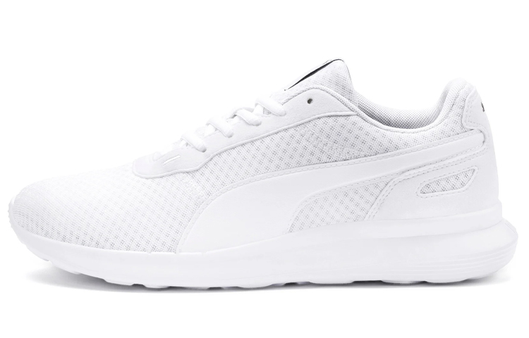 PUMA St Activate Low Top Running Shoes White