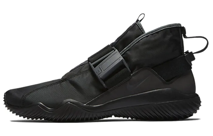 Nike Komyuter Se 'Triple Black'