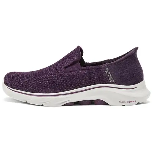 Skechers Women's GO WALK Low top Casual Shoes Women's Burgundy