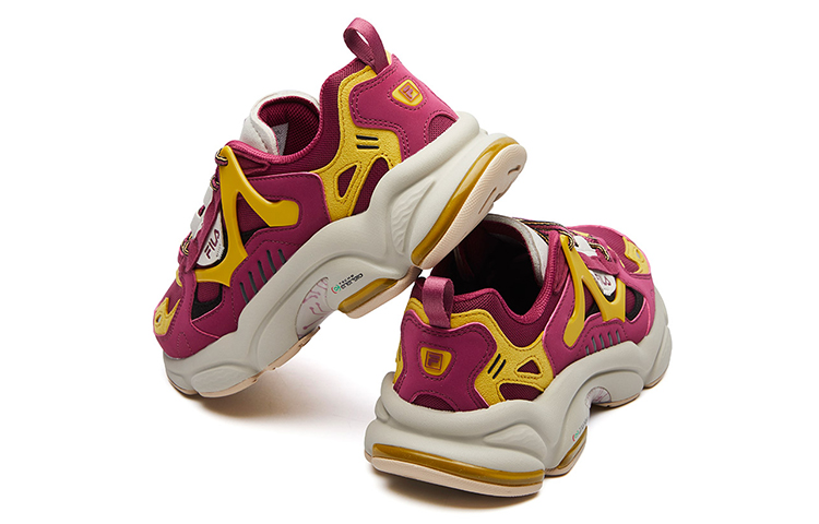 Женские кроссовки Fila FUSION (красные) — фото 4