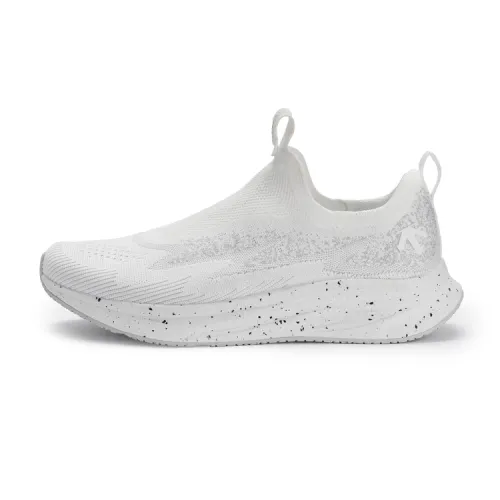 DESCENTE Sport Style Slip Resistant Low top Casual Shoes Men's White