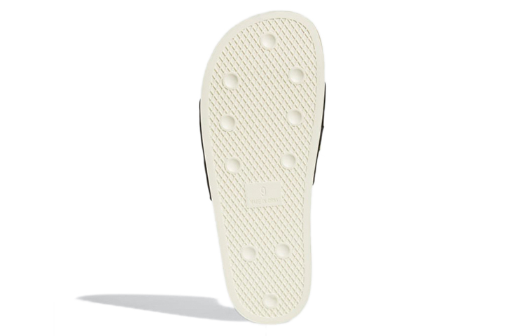 Сабо adidas originals Adilette 2.0 Pride Slides (бело-черный) — фото 6