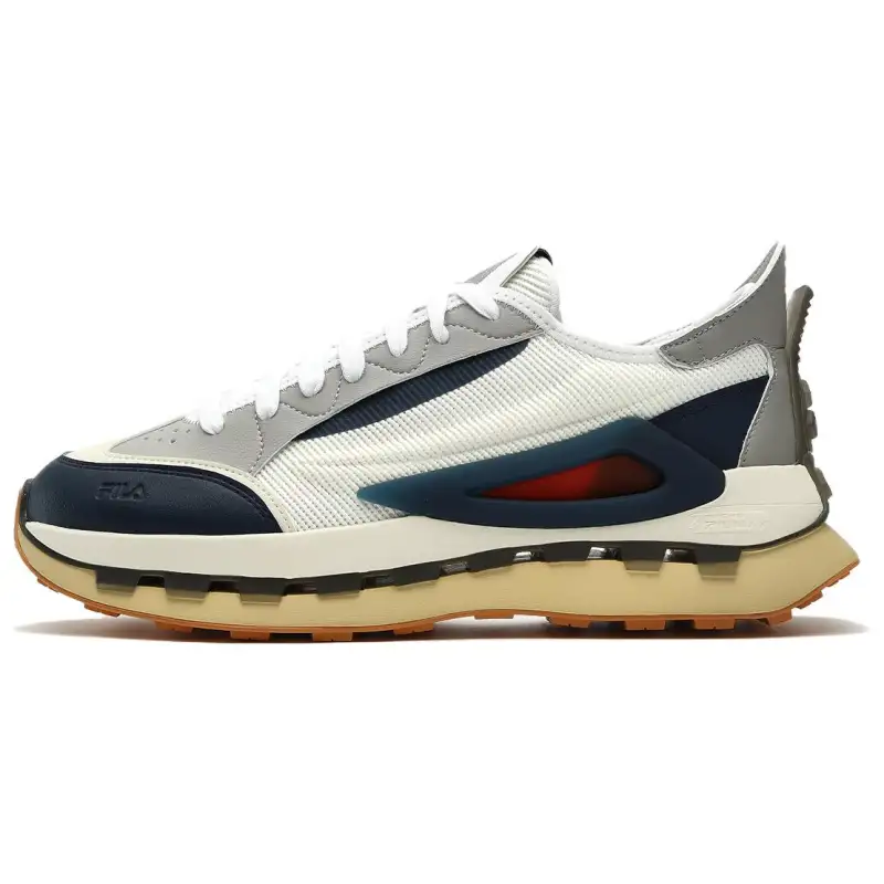 FILA KM Low top Casual Shoes Men's Antique White
