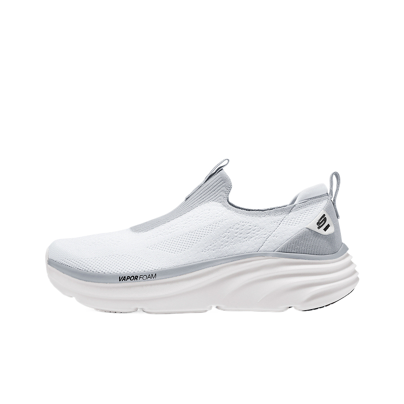 Skechers D’Lux Vapor Low top Casual Shoes Men’s White