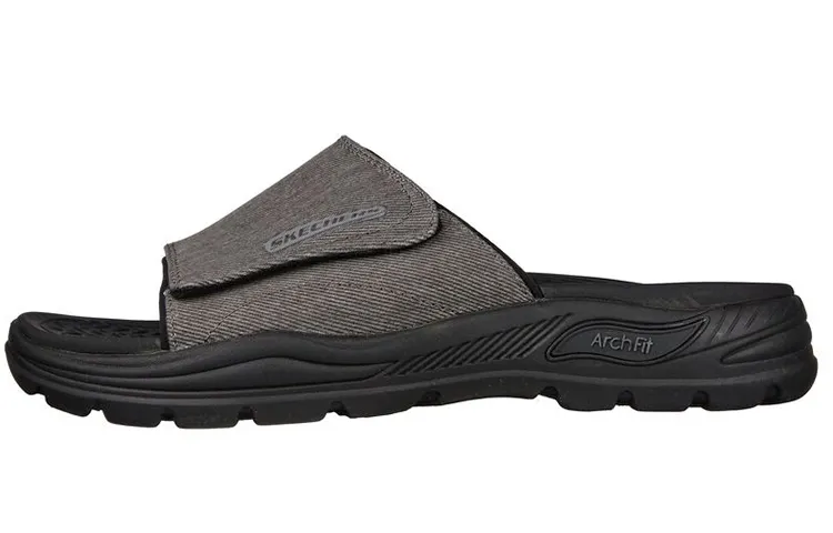 Skechers Arch Fit Comfortable Rubber Sole Slide Slippers Men's Gray