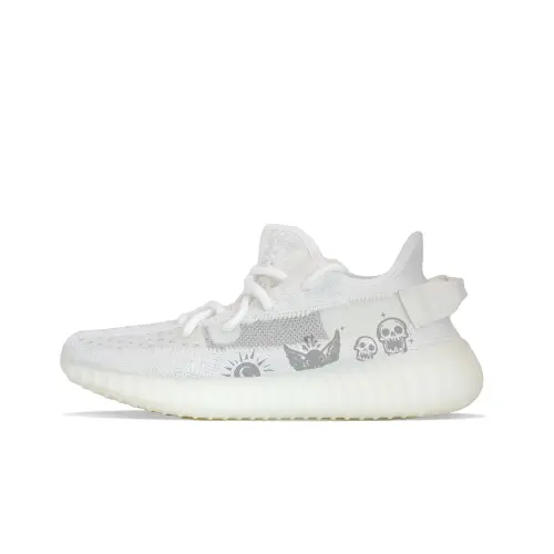 Adidas Originals Yeezy Boost 350 V2 Skeleton Star Moon Abrasion Resistant Low top Casual Shoes Unisex White