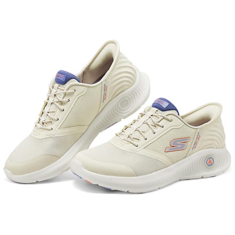 Skechers GO WALK Low top Casual Shoes Women’s Ecru