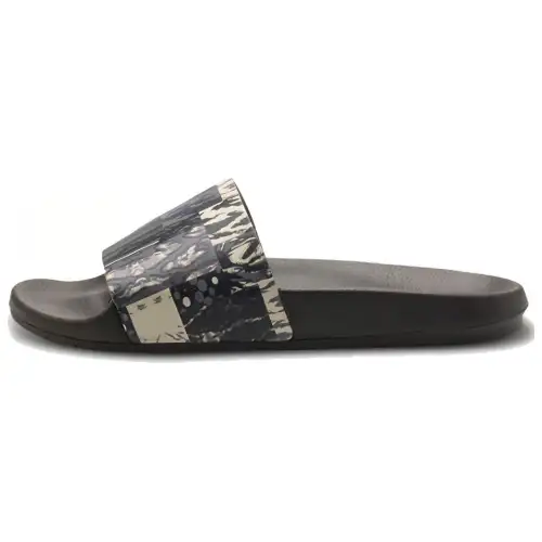 Under Armour Core Remix Striker Slippers Green