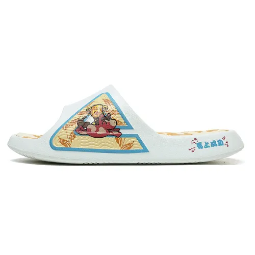 Peak, a state-of-the-art Chinese zodiac animal, horse, trendy, comfortable and fashionable, casual and versatile slippers, men's beige