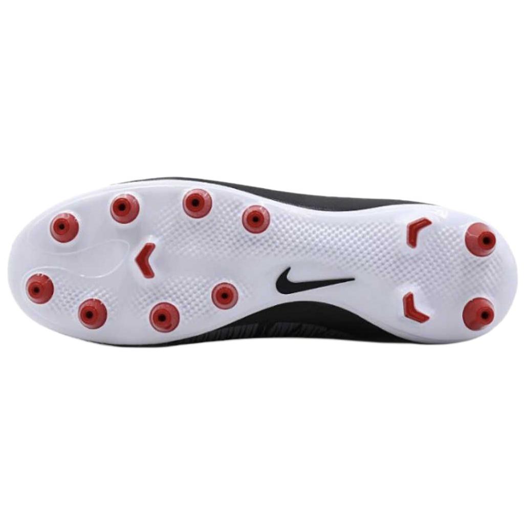 Nike Slip Resistant Abrasion Resistant Soccer Shoes Men’s Black