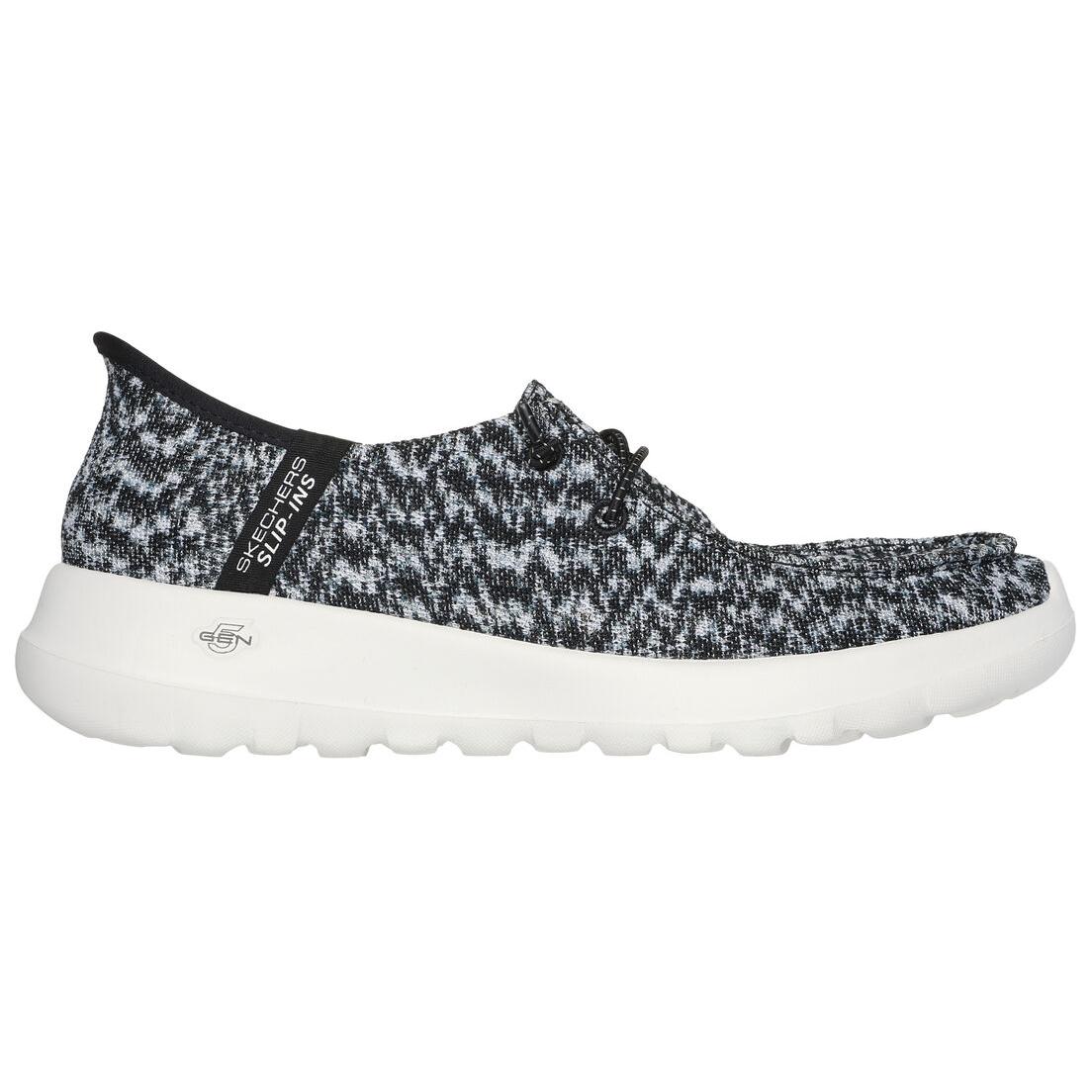 Skechers Slip Ins Low top Casual Shoes Women’s Black White