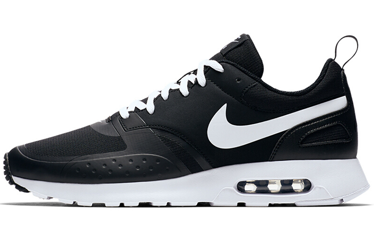 Мужские кроссовки Nike Air Max Vision (черно-белые)