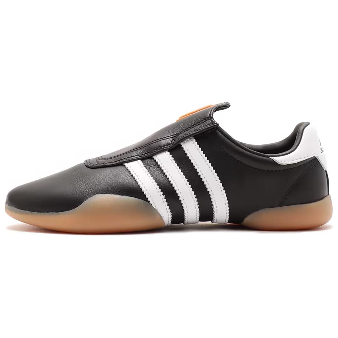 Женские слипоны adidas Taekwondo Mei (черно-белые)