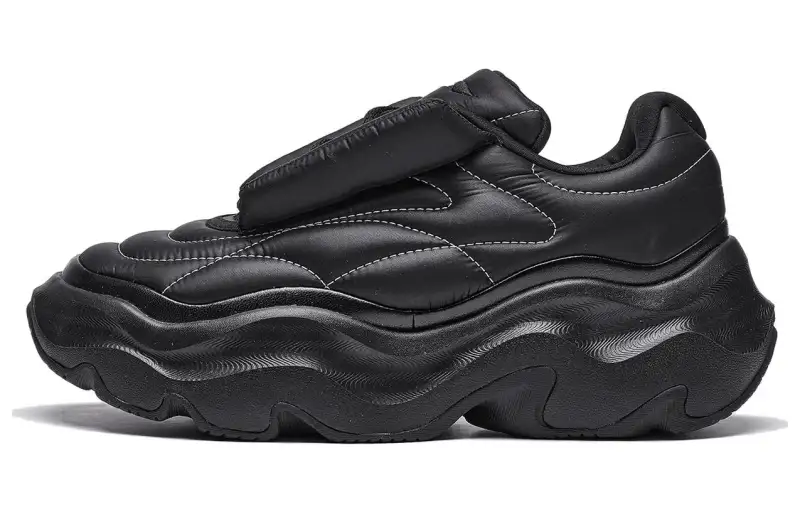Li Ning Slip Resistant Abrasion Resistant Low top Casual Shoes Women's Black