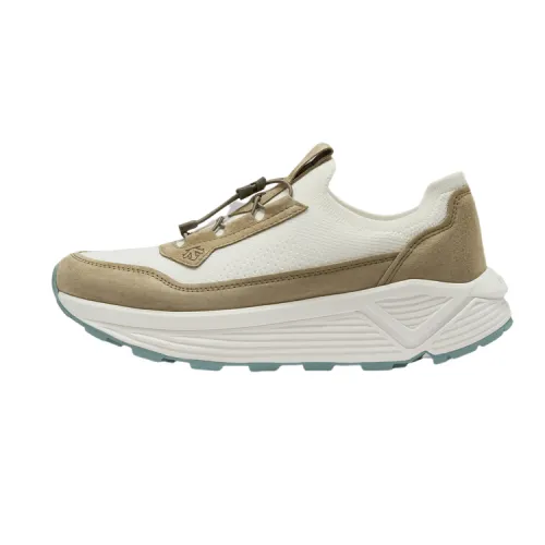 DESCENTE DUALIS Slip Resistant Abrasion Resistant Low top Casual Shoes Women's Khaki